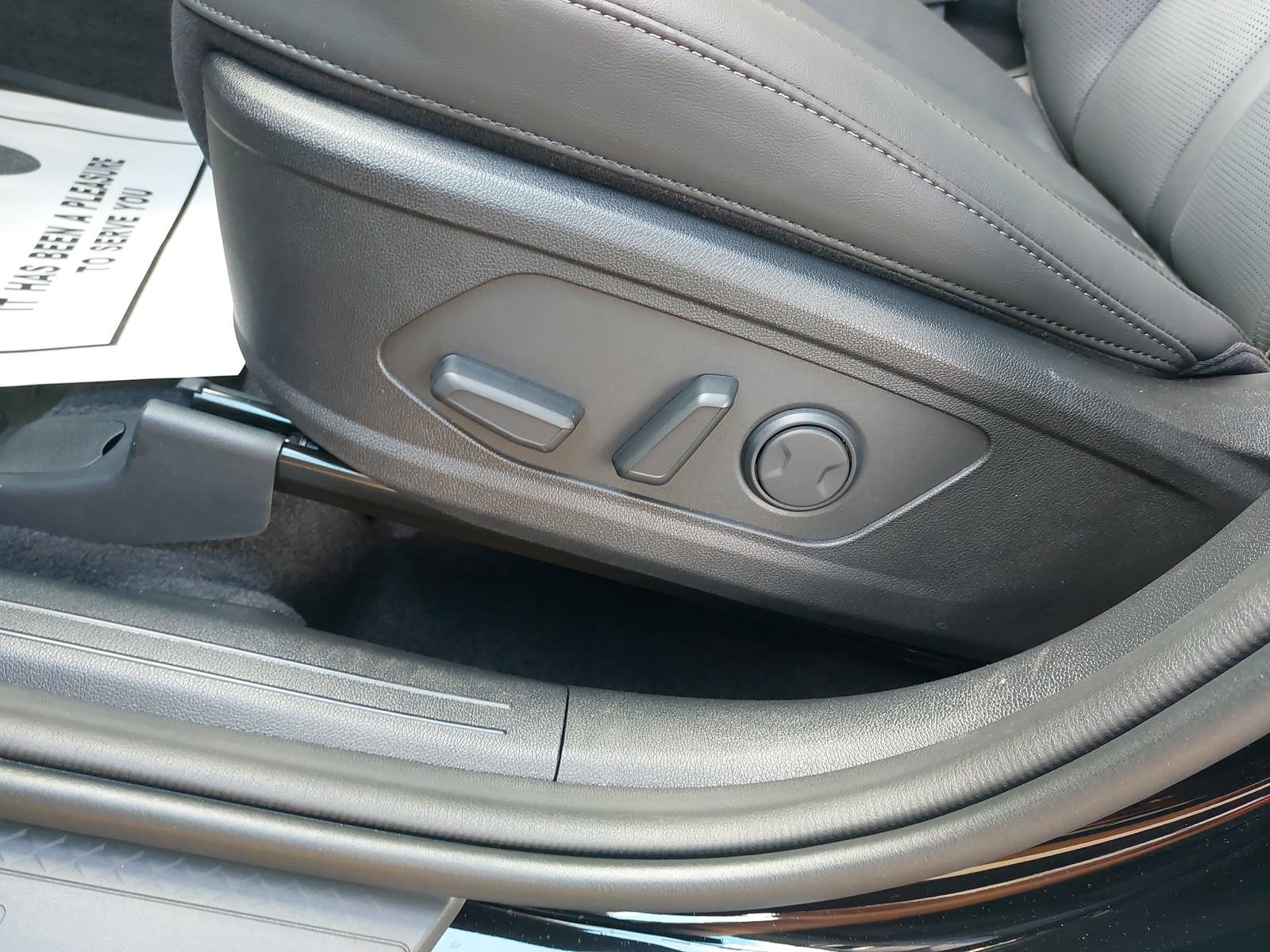New 2026 Kia Sorento S FWD image 27