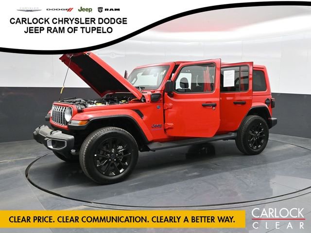 Used 2025 Jeep Wrangler Sahara image 44