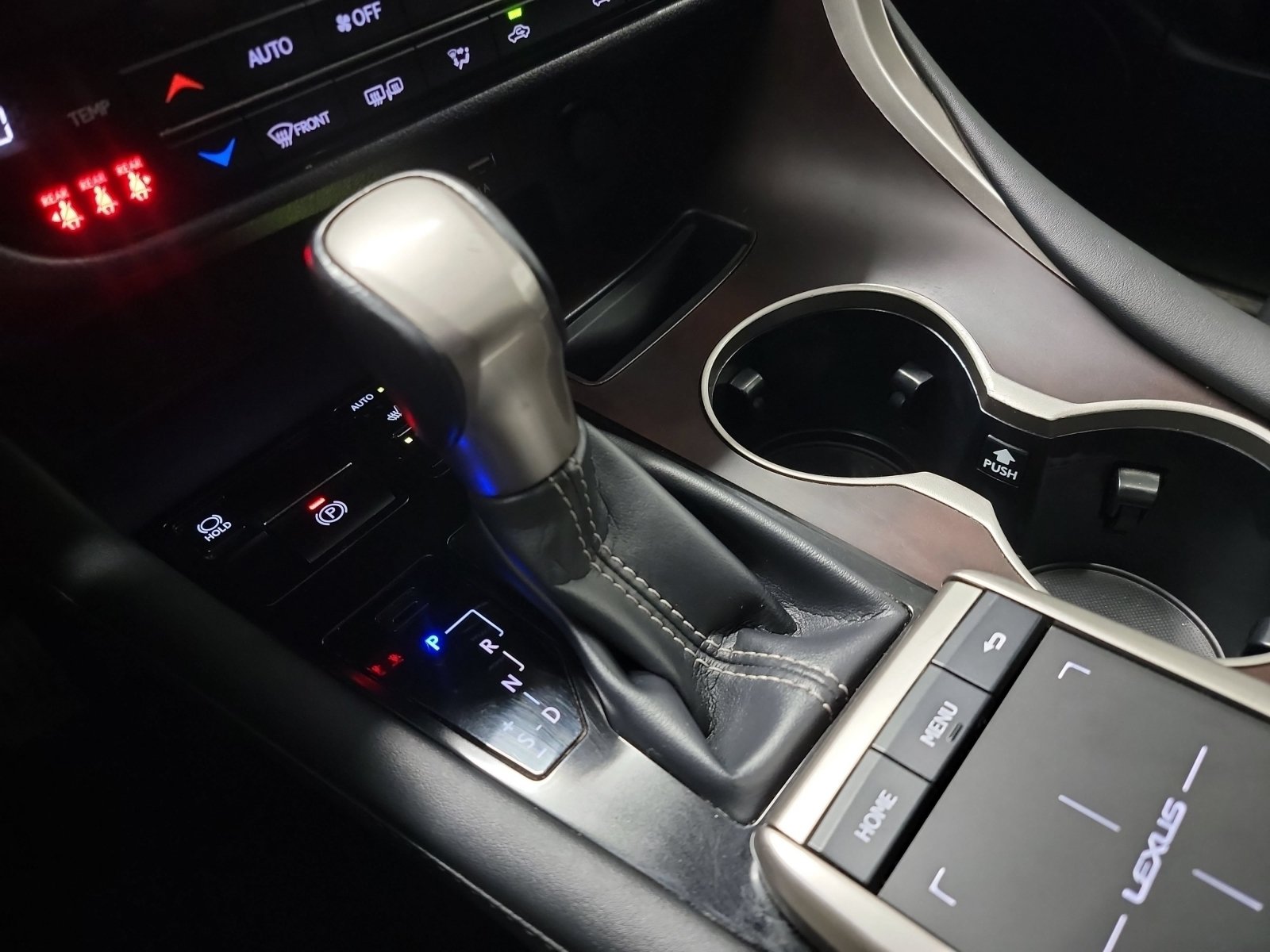 Used 2020 Lexus RX 450h AWD w/ Premium Package image 27