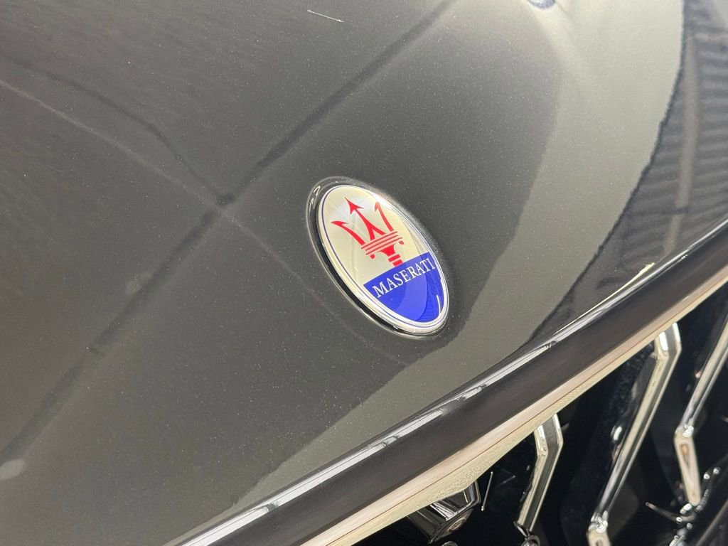 Used 2021 Maserati Levante S GranLusso image 9