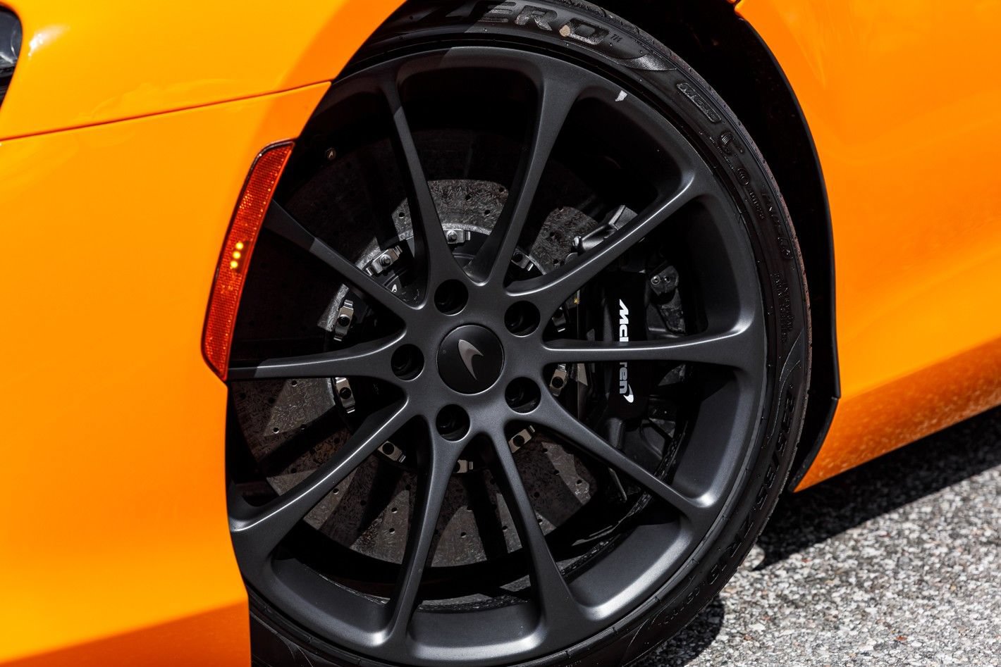 New 2026 McLaren Artura RWD image 33