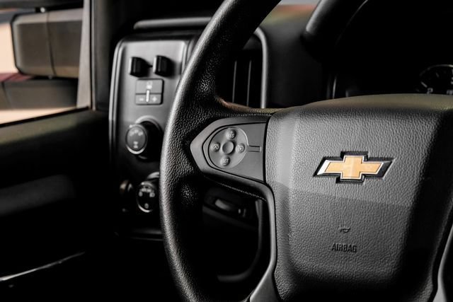 Used 2019 Chevrolet Silverado 2500 W/T AWD/4WD image 17