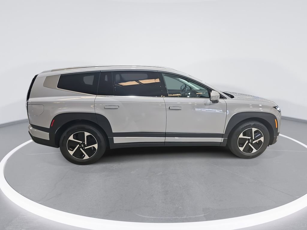 New 2026 Hyundai Ioniq 9 SE w/ Tow & Go Package image 4