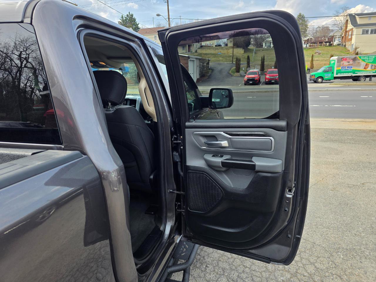 Used 2020 RAM 1500 Big Horn image 17