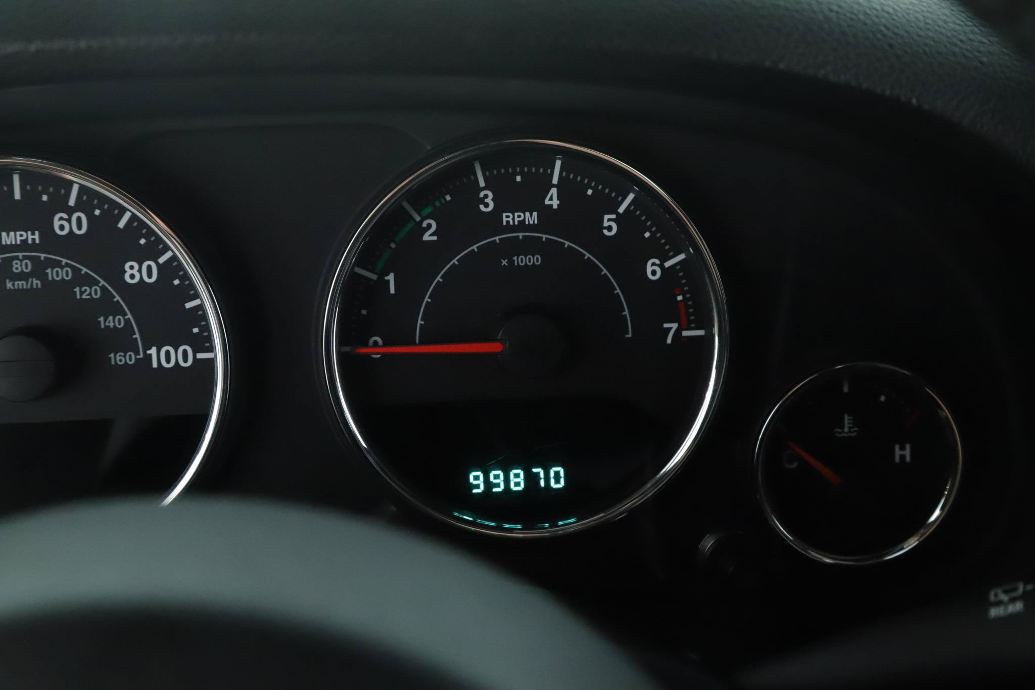 Used 2013 Jeep Wrangler Sahara w/ Dual Top Group AWD/4WD image 9