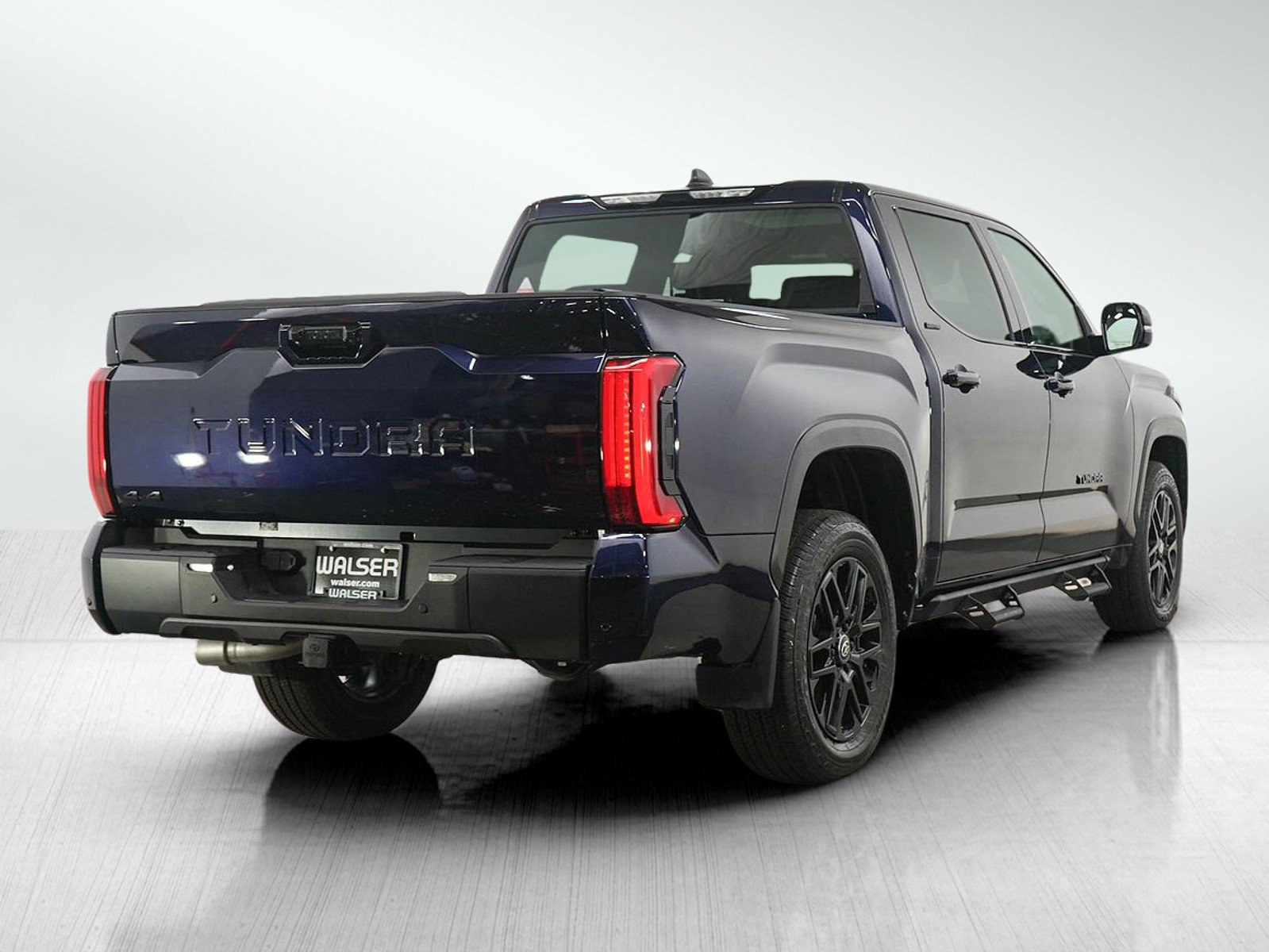 Used 2026 Toyota Tundra Limited AWD/4WD image 7