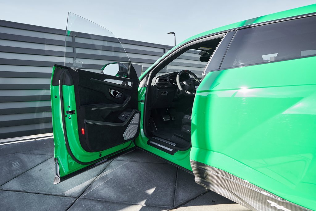 Used 2024 Lamborghini Urus Performante image 34