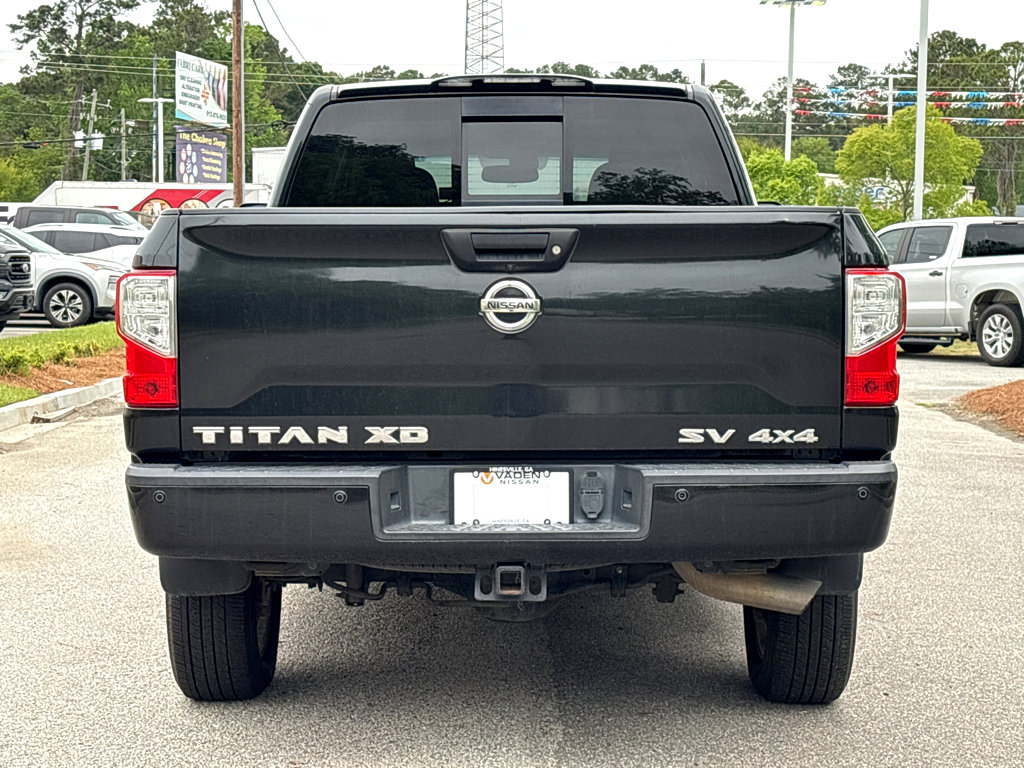 Used 2019 Nissan Titan SV w/ SV Convenience Package AWD/4WD image 19