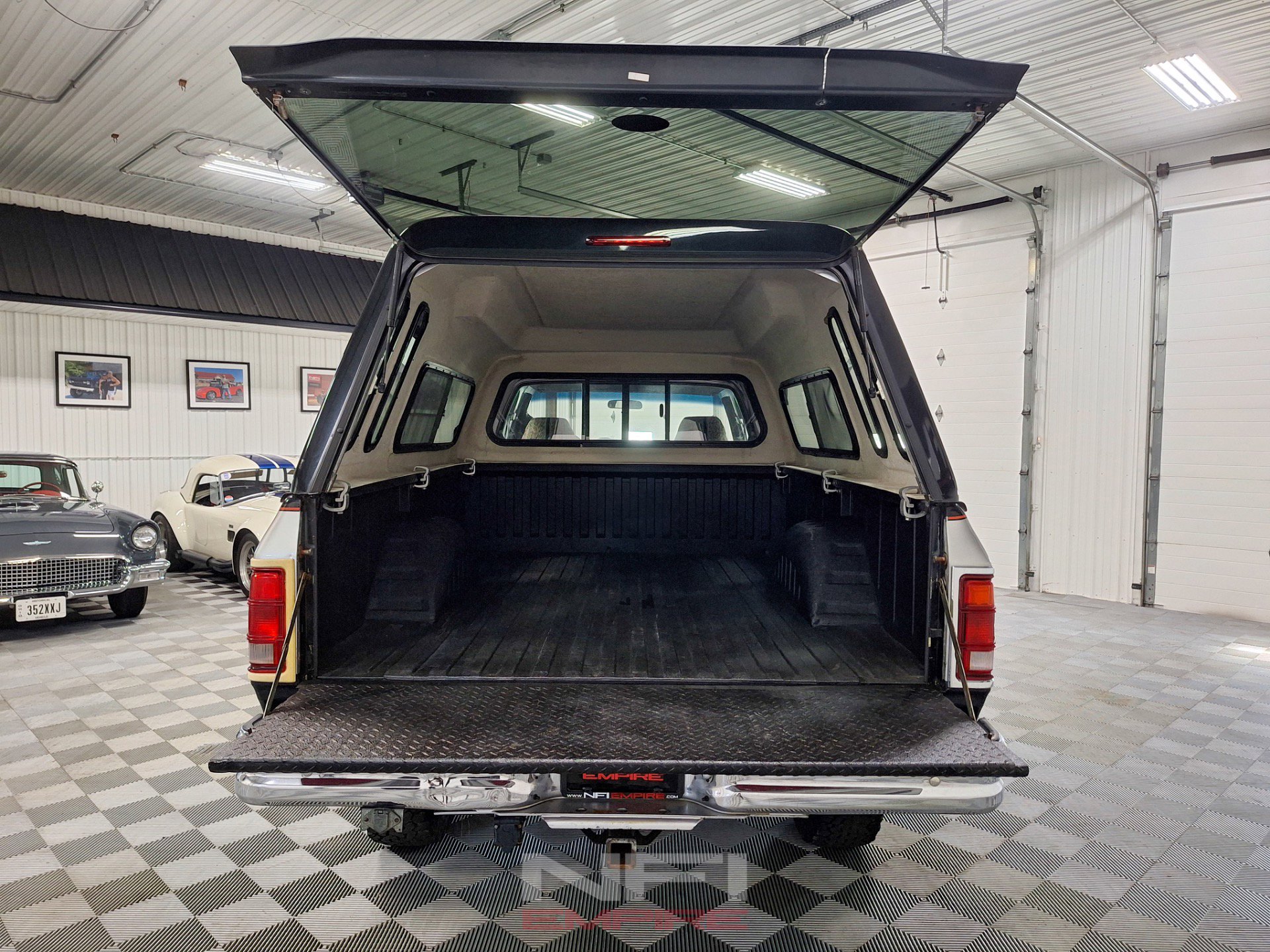 Used 1993 Dodge D/W Truck 250 AWD/4WD image 55