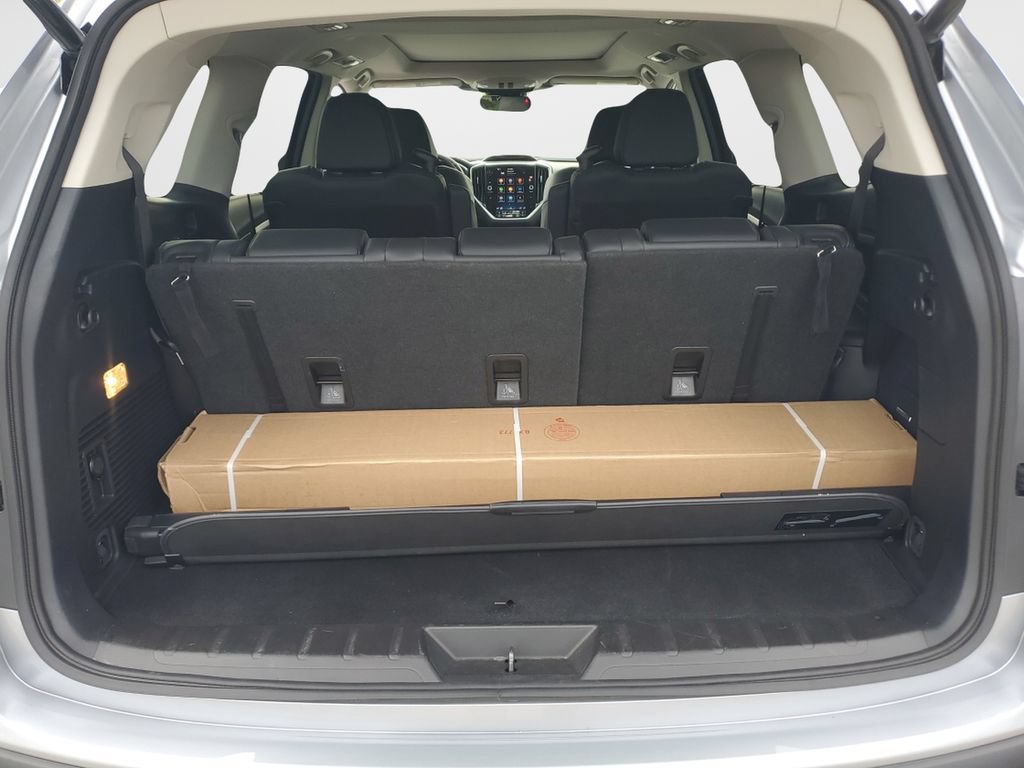 Used 2024 Subaru Ascent Limited w/ Technology Package AWD/4WD image 9