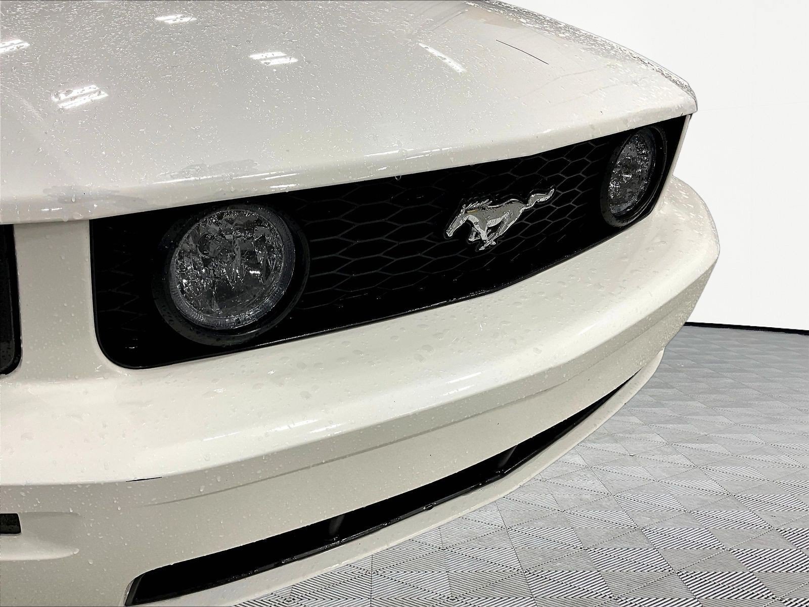 Used 2005 Ford Mustang GT RWD image 28