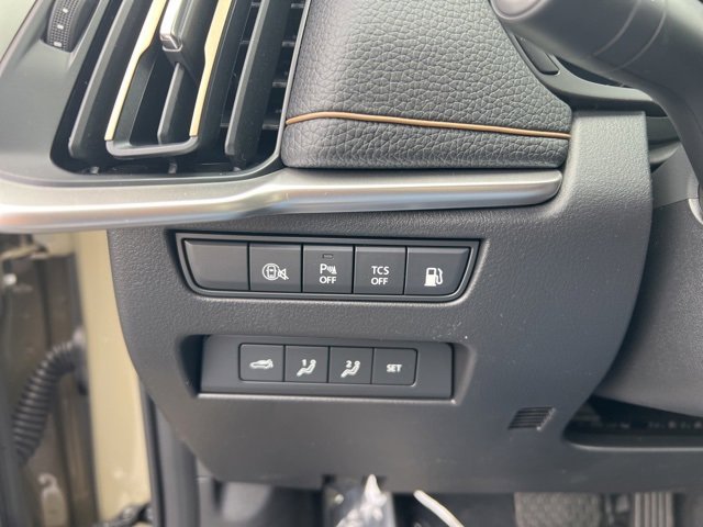 New 2025 MAZDA CX-70 Plug-In Hybrid w/ Premium Pkg image 21