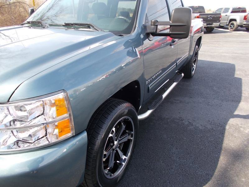 Used 2009 Chevrolet Silverado 1500 LT w/ All Star Package image 8