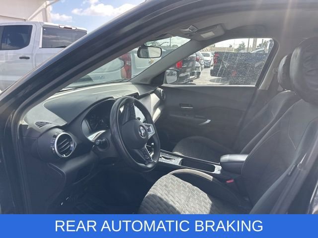 Used 2021 Nissan Kicks SV image 7