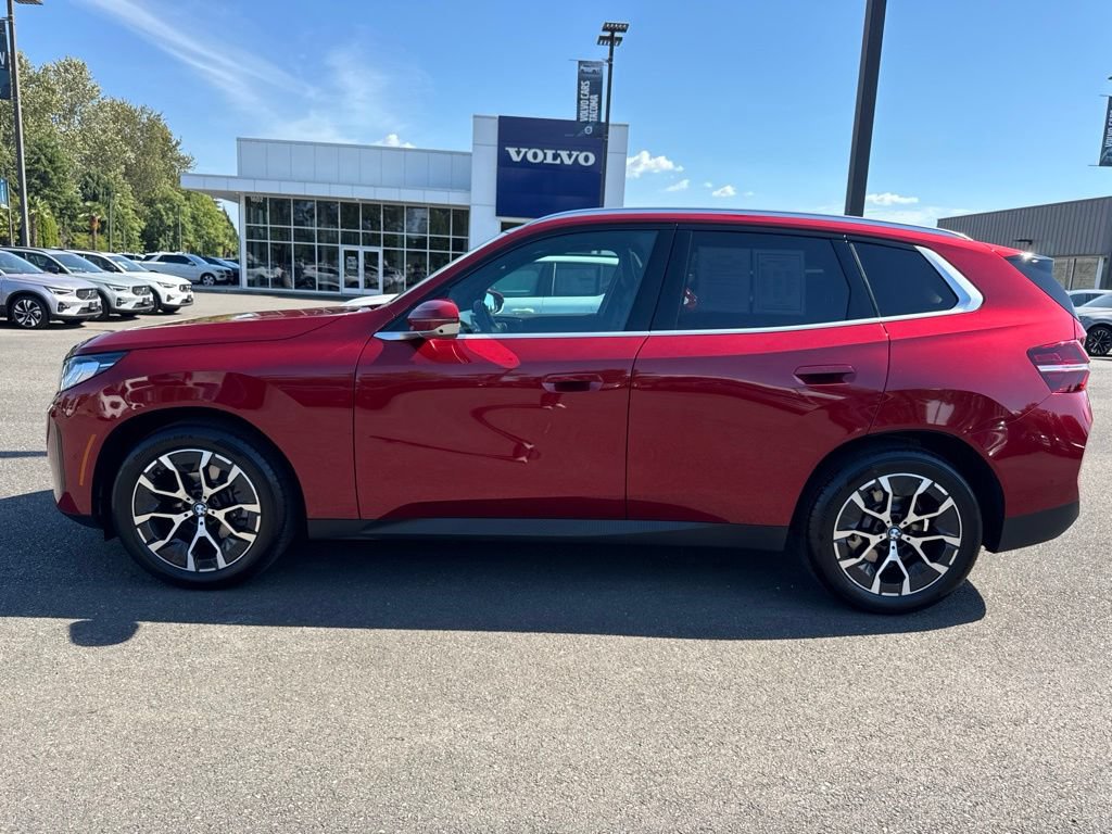 Used 2025 BMW X3 xDrive30i w/ Premium Package AWD/4WD image 2