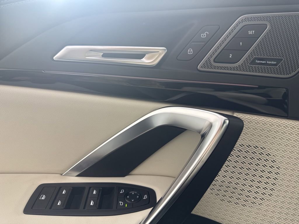 New 2026 BMW X2 xDrive28i w/ Technology Package AWD/4WD image 12