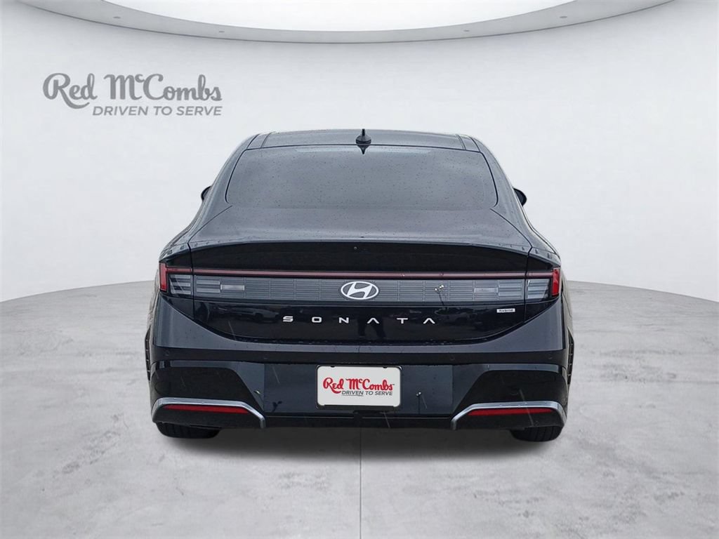 Certified 2025 Hyundai Sonata Limited FWD image 5