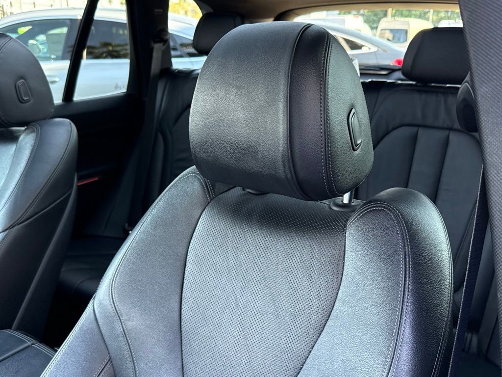 Used 2019 BMW X5 xDrive40i w/ Convenience Package image 3