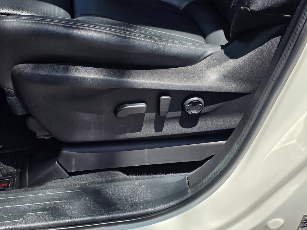 Used 2023 Subaru Ascent Touring AWD/4WD image 19