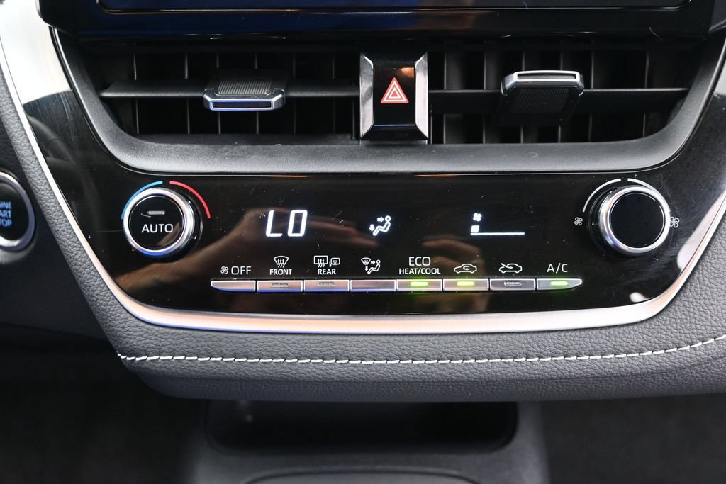 Used 2022 Toyota Corolla SE FWD image 17