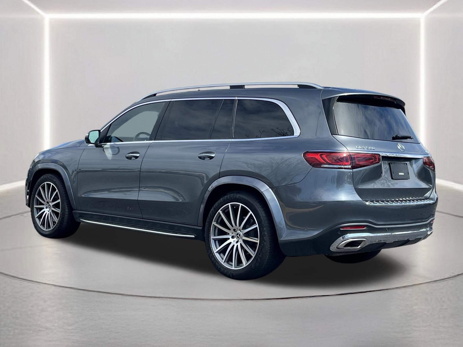 Used 2021 Mercedes-Benz GLS 580 4MATIC image 25