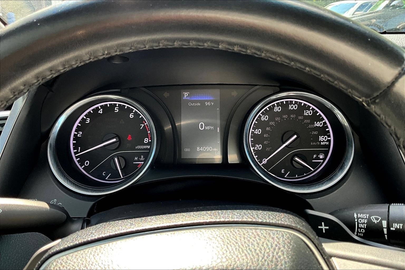 Used 2018 Toyota Camry SE FWD image 9