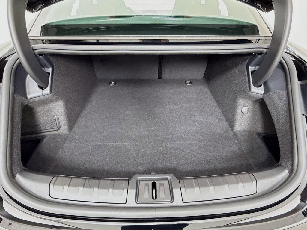 Certified 2023 Porsche Taycan RWD image 28