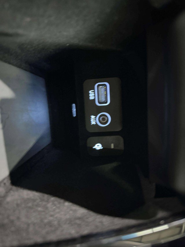 Used 2019 Genesis G90 5.0 Ultimate image 32