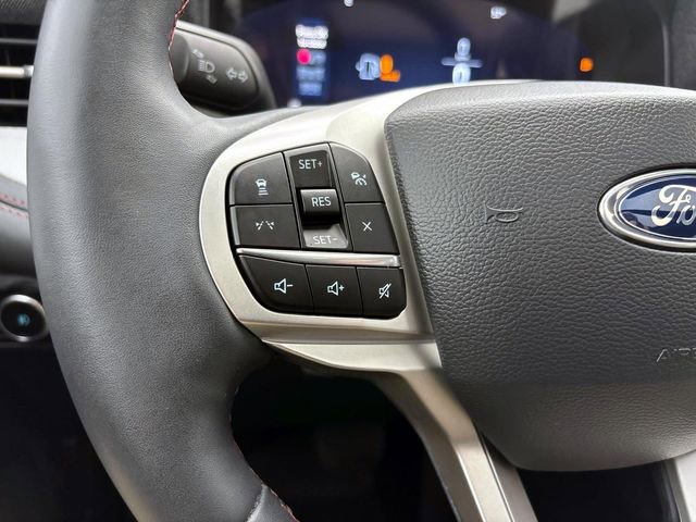 Used 2025 Ford Explorer Active w/ Active Comfort Package image 19