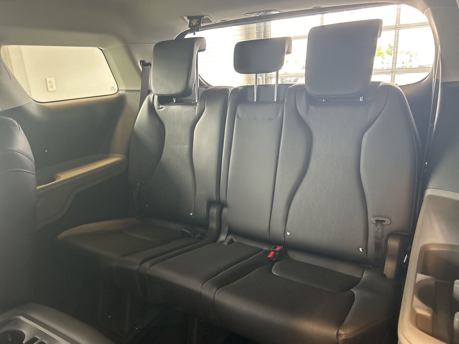 New 2025 Kia Carnival image 13