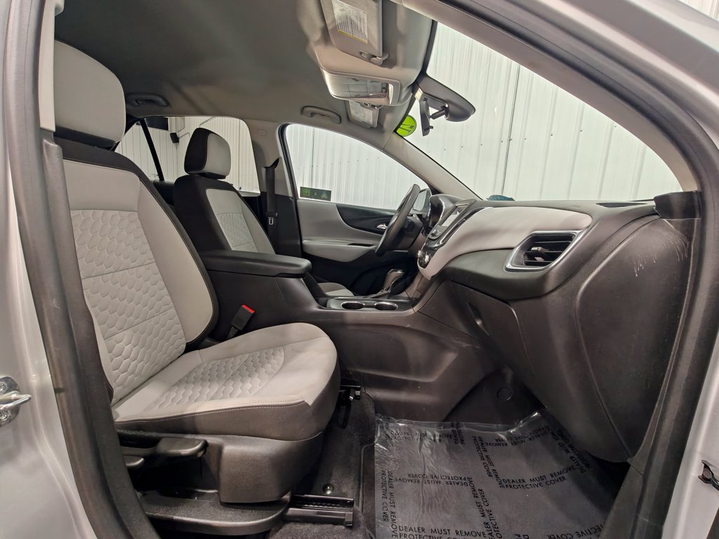 Used 2021 Chevrolet Equinox LS w/ LS Convenience Package FWD image 20