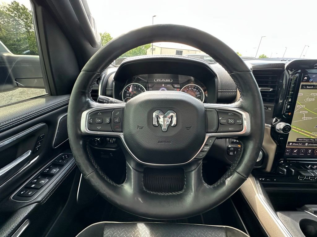 Used 2019 RAM 1500 Laramie AWD/4WD image 10