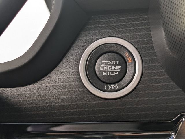 Used 2023 RAM 2500 Limited image 33