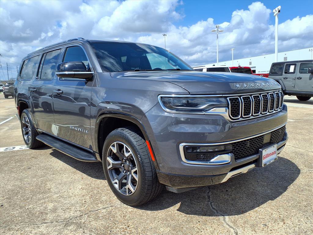 Used 2024 Jeep Wagoneer L Series III w/ Flexible Seating Group image 2