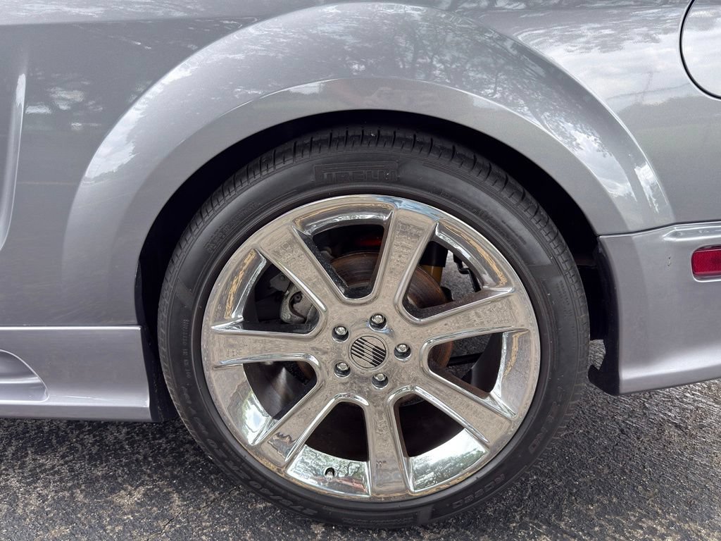 Used 2006 Ford Mustang GT RWD image 10