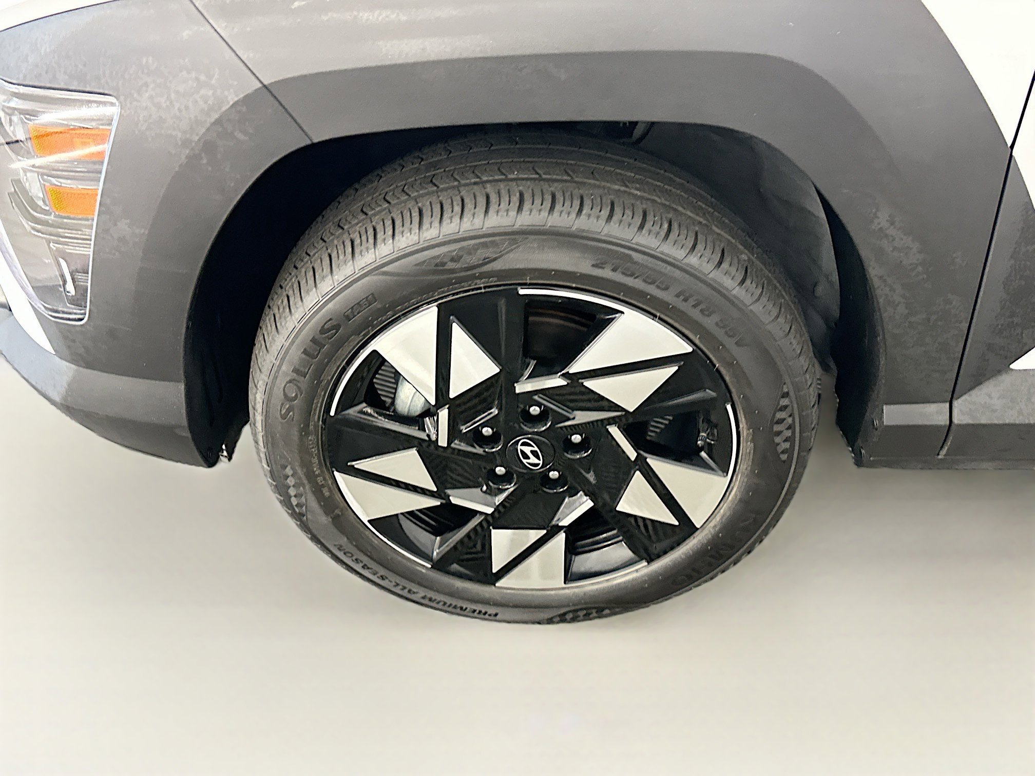 Used 2025 Hyundai Kona SEL image 11