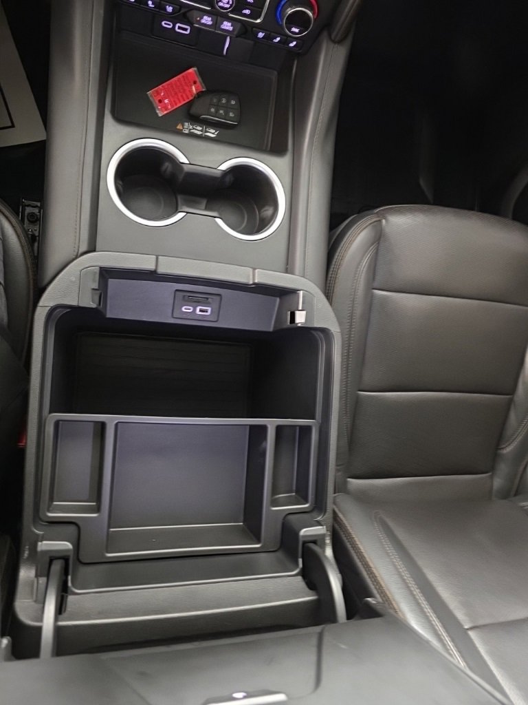 Used 2021 Chevrolet Tahoe High Country w/ Premium Package image 24