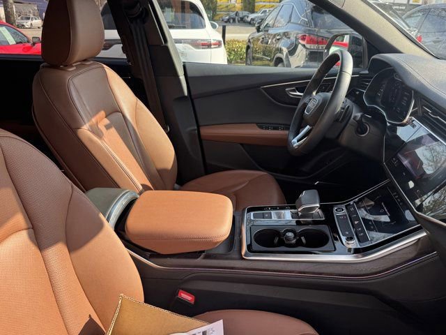 Certified 2023 Audi Q8 Premium Plus w/ Premium Plus Package image 29