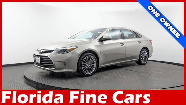 Used 2017 Toyota Avalon Limited FWD image 1