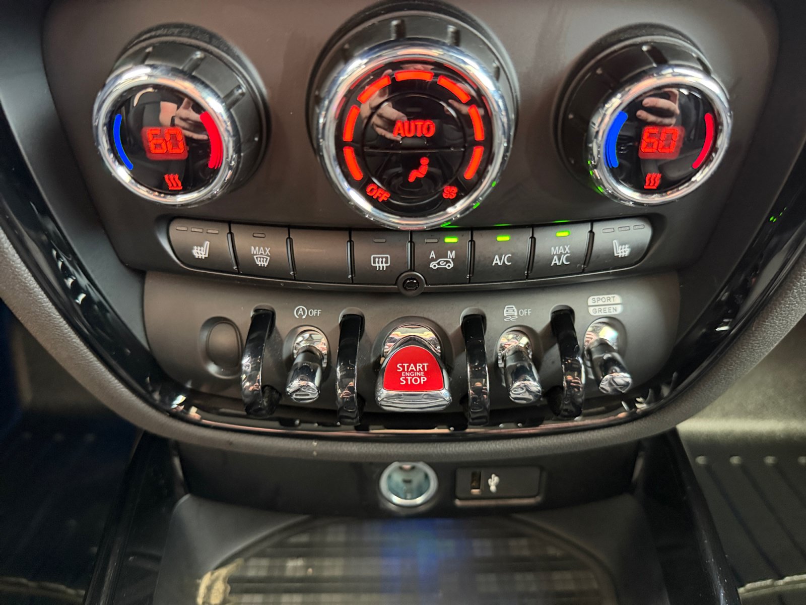 Used 2024 MINI Cooper Clubman John Cooper Works AWD/4WD image 20