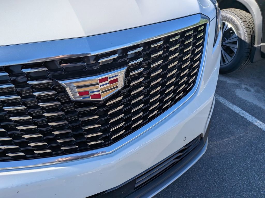 Certified 2024 Cadillac XT5 Premium Luxury w/ Technology Package FWD image 15