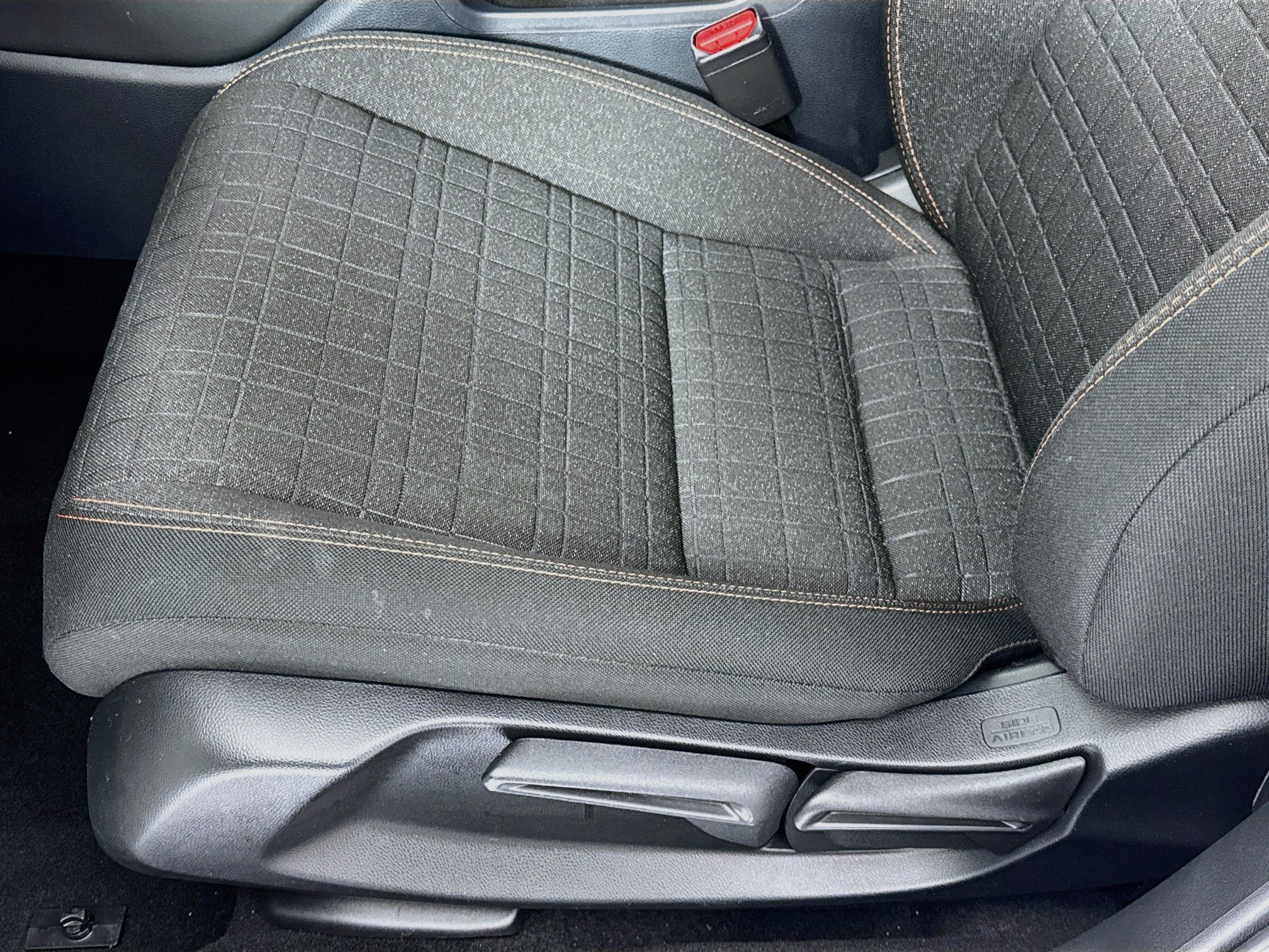 Certified 2025 Honda HR-V Sport image 18