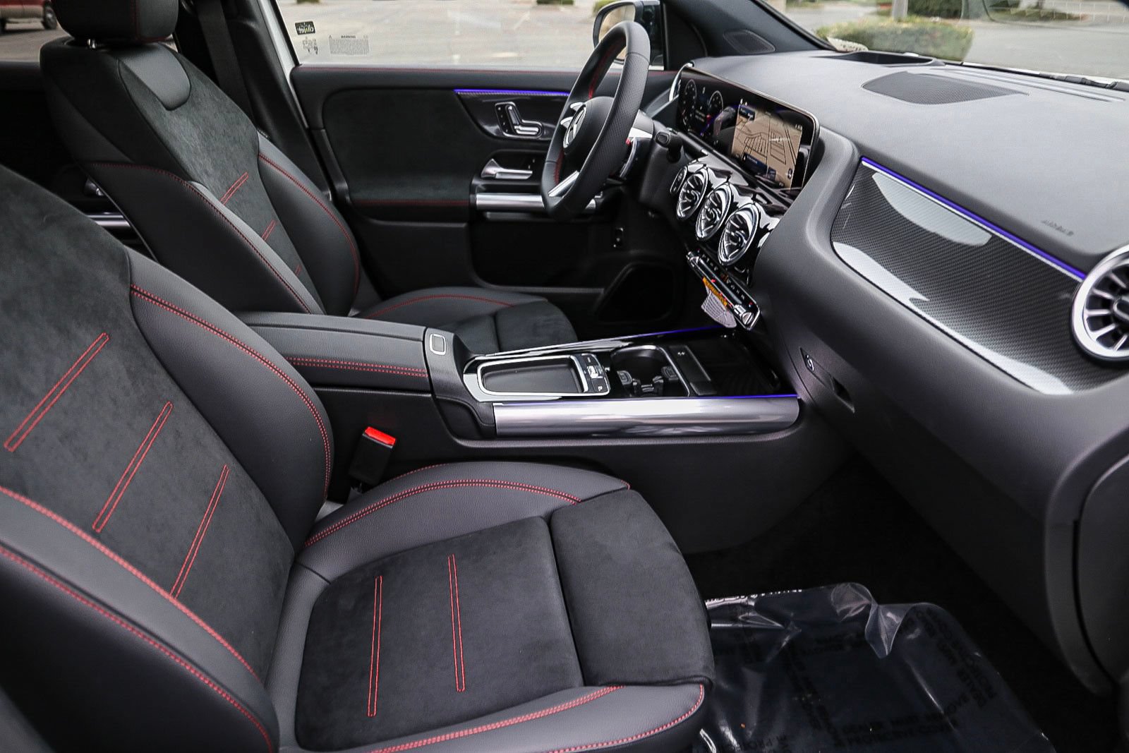 Used 2025 Mercedes-Benz GLA 250 4MATIC image 20