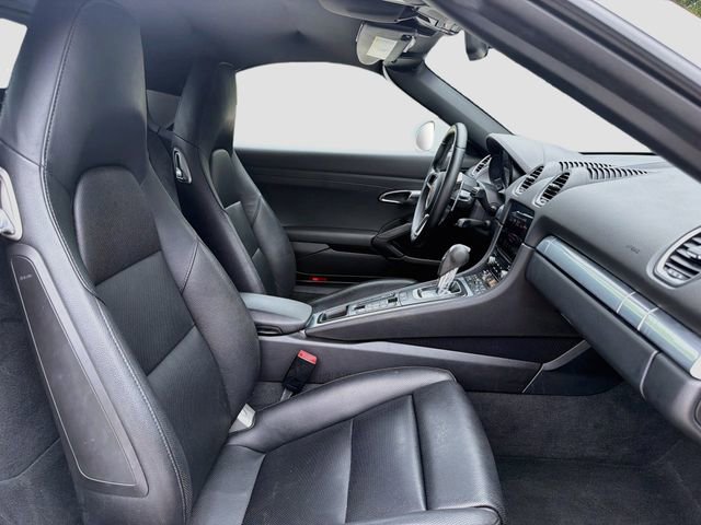 Used 2017 Porsche 718 Boxster RWD image 14