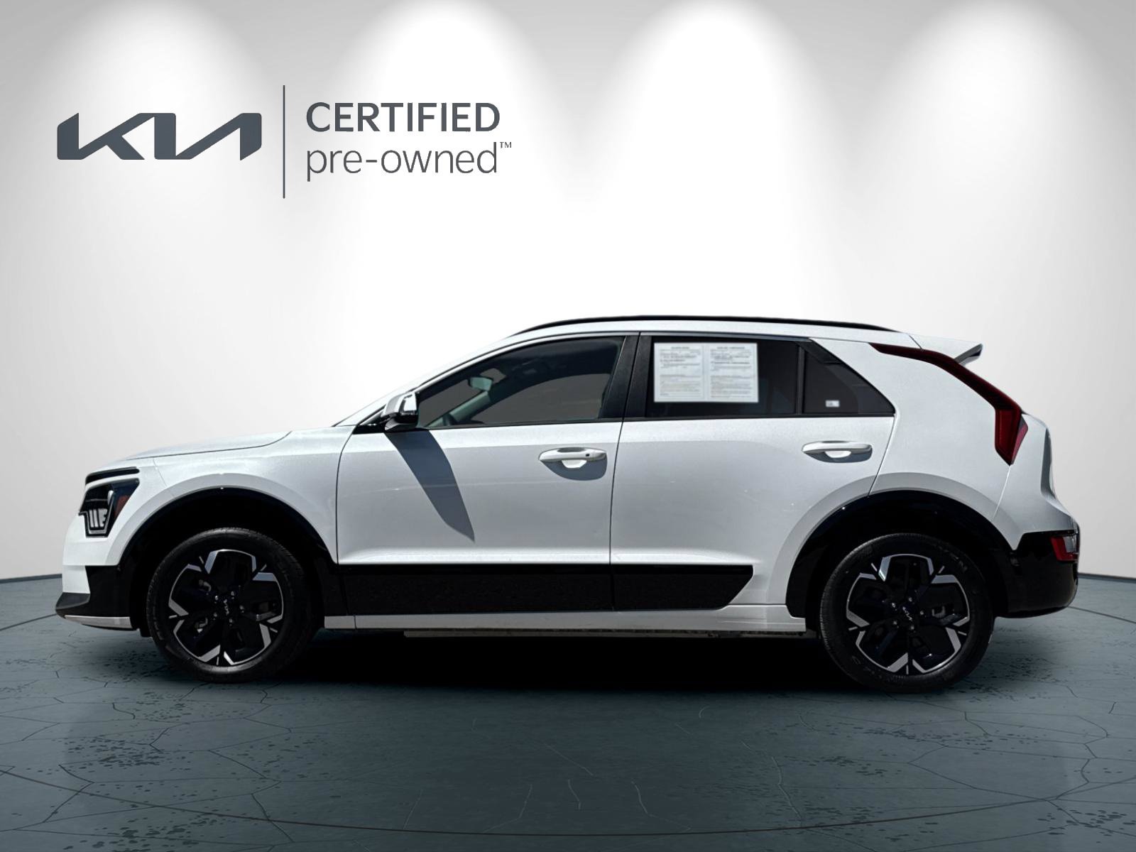Certified 2023 Kia Niro Wind FWD image 7