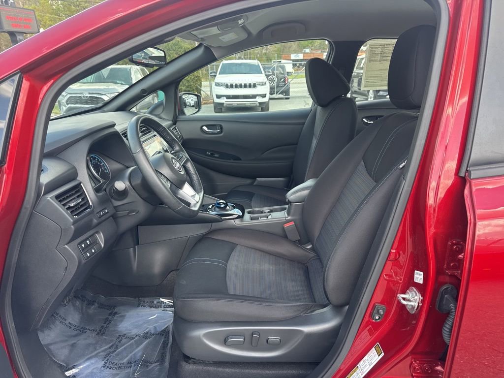 Used 2023 Nissan Leaf SV Plus image 9