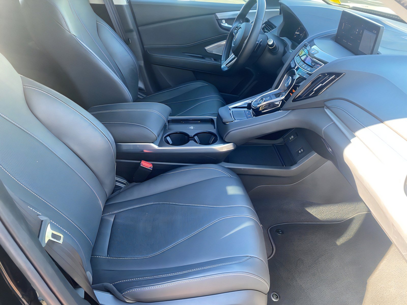 Used 2025 Acura RDX SH-AWD w/ Technology Package image 32