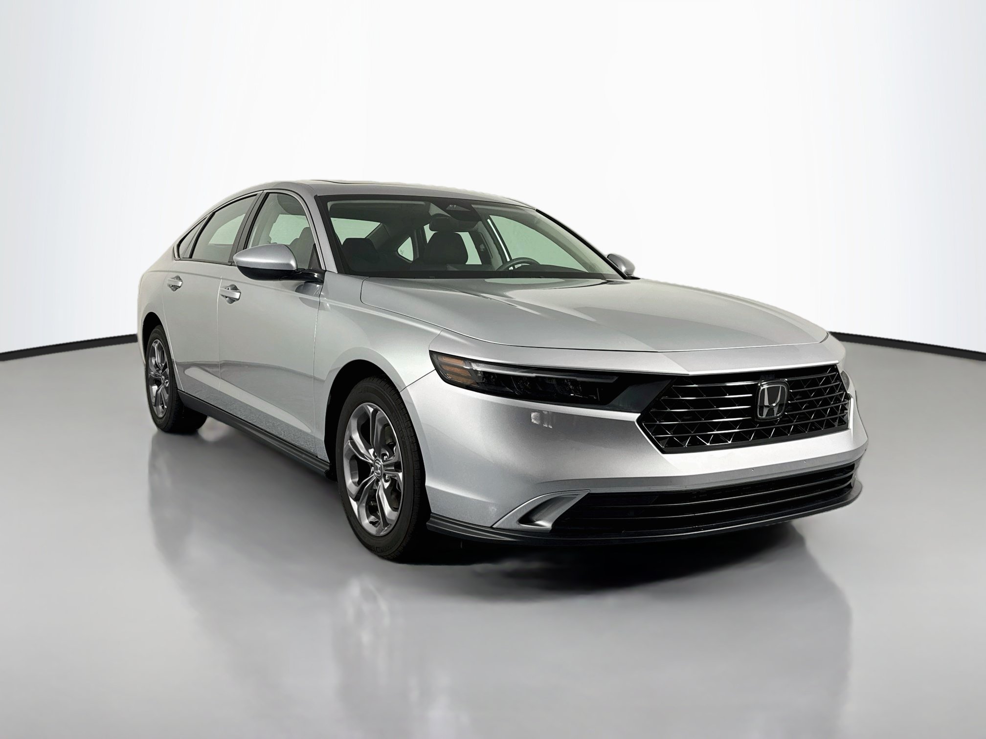 Certified 2024 Honda Accord EX image 3