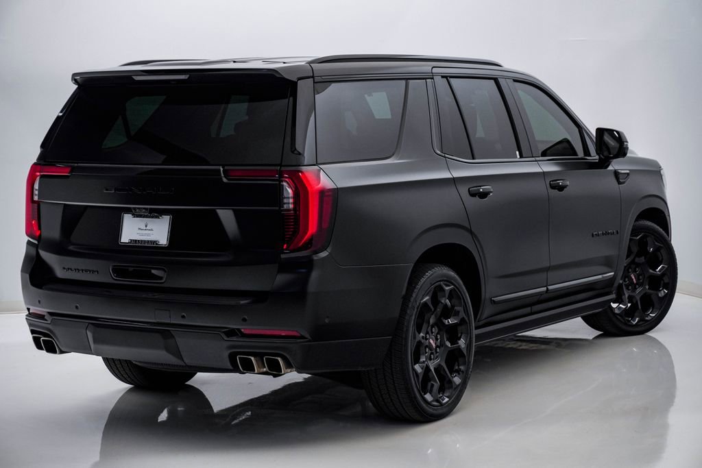 Used 2025 GMC Yukon Denali Ultimate AWD/4WD image 11