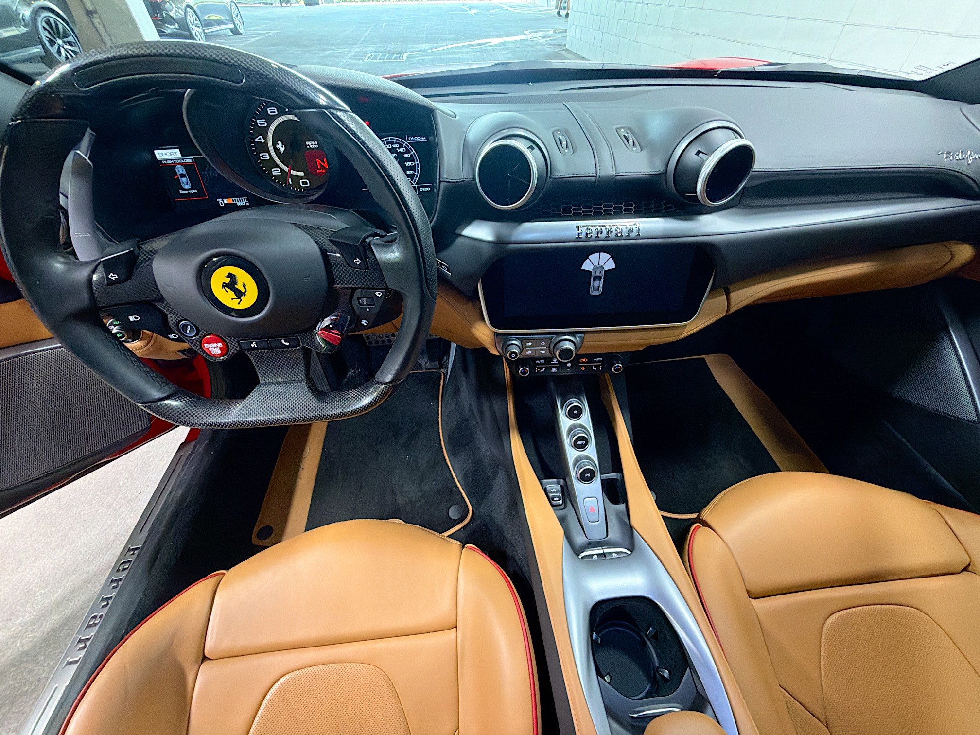 Used 2020 Ferrari Portofino RWD image 15